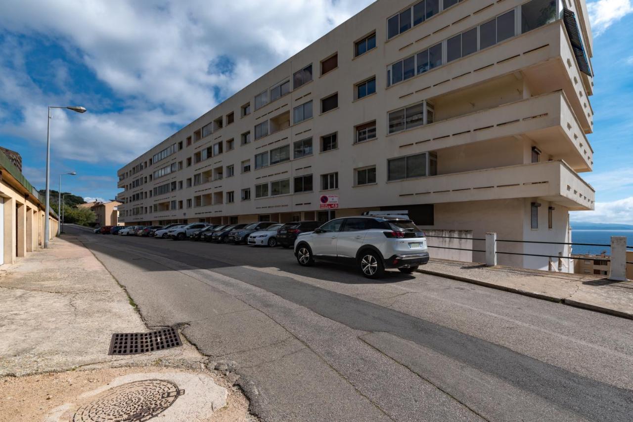Magnifique Appartement Vue Mer, Spacieux Et Traversant Ajaccio  Exterior foto