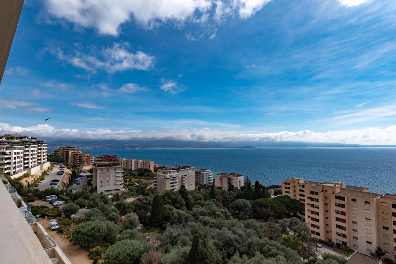 Magnifique Appartement Vue Mer, Spacieux Et Traversant Ajaccio  Exterior foto